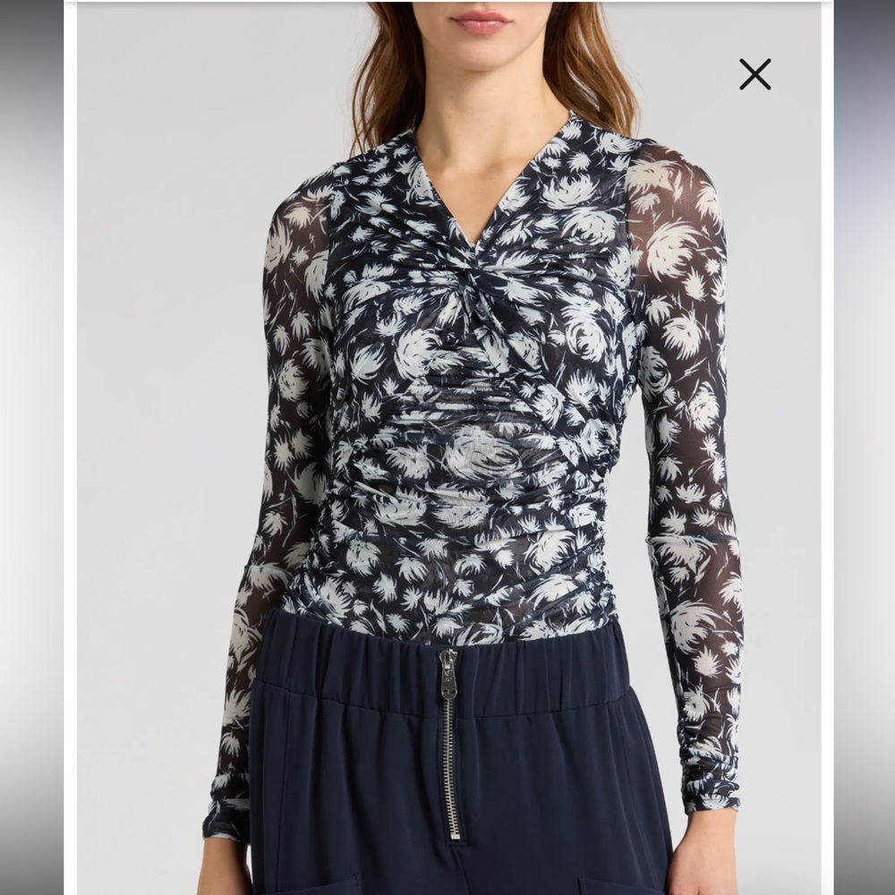Cinq a Sept Aniya Floral Mesh Top size Small